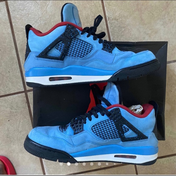 Travis Scott 4 - Picture 2 of 8